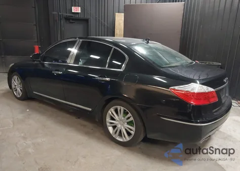 2011 Hyundai Genesis 4.6 z USA, uszkodzony, nr VIN KMHGC4DF1BU119601